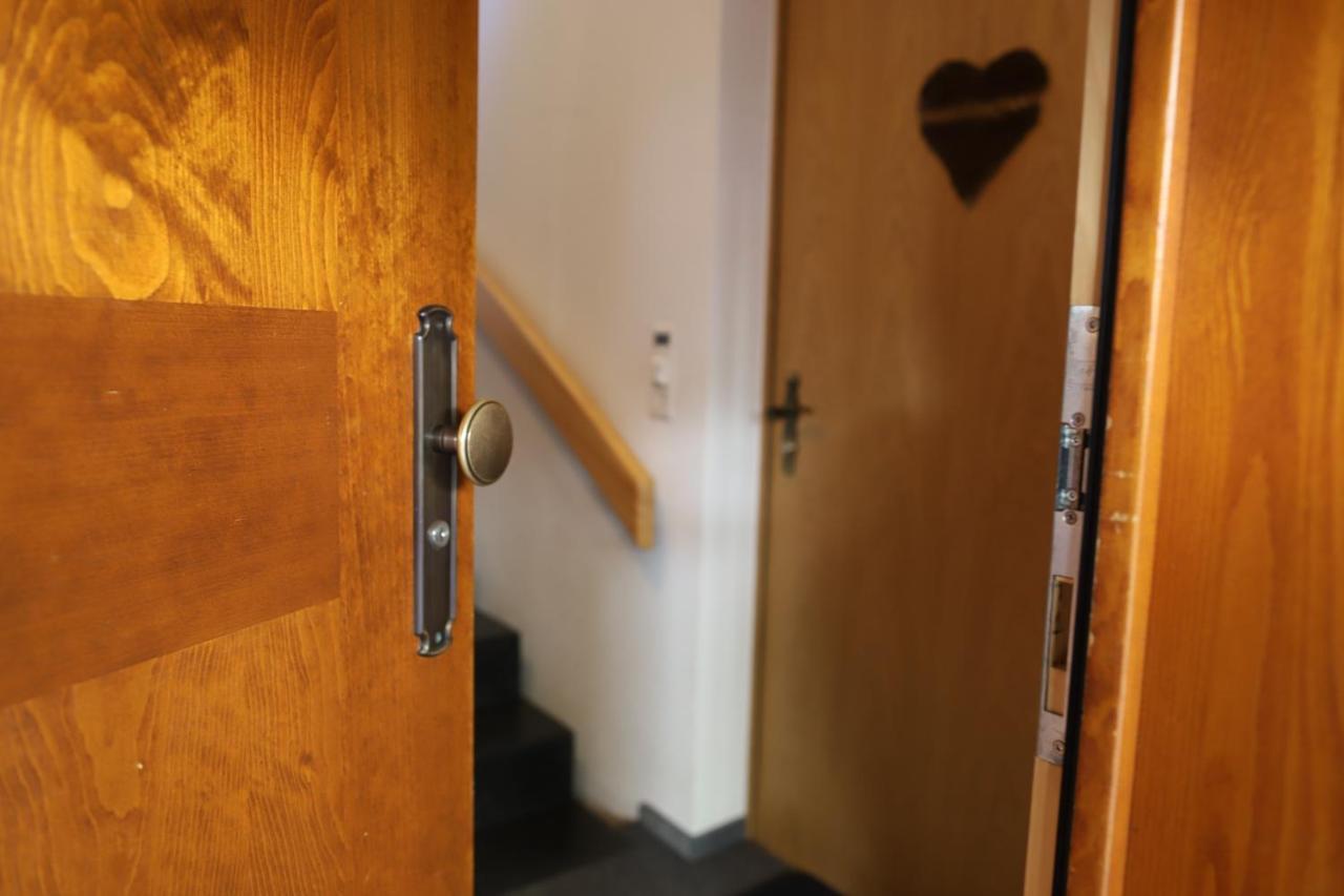 Apartamento Excellent Flat With A Fantastic View Of The Eiger! Grindelwald Exterior foto